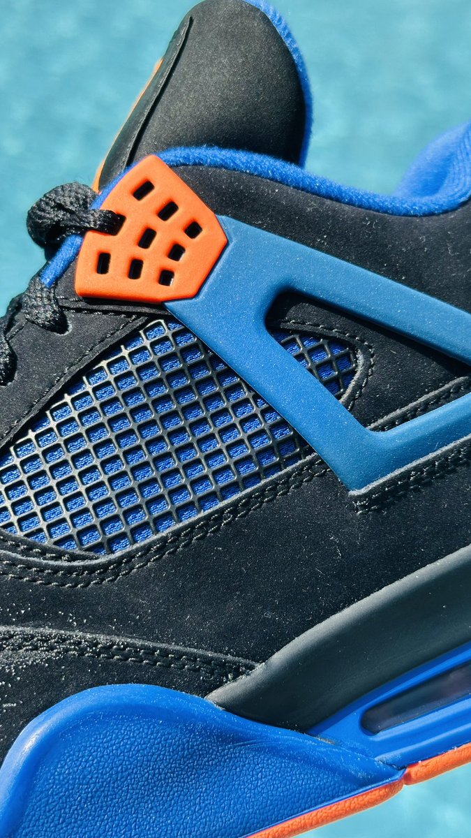 Mairjunc23's tweet photo. The Air Jordan 4 Cavs features a black suede upper with Game Royal and Safety Orange hits throughout. A bold color combination that gives this Jordan 4 its signature look. 🔵🟠⚫️

Released: 5/12/2012
Retail: $160 https://t.co/WSaBamDJZf