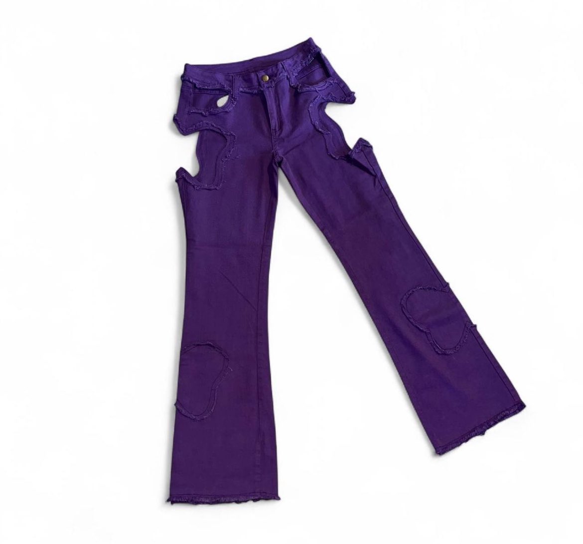 PHESBlAN's tweet photo. really cool purple pants i found with a cutout in the side and then turn around and bam whole ass is out oh okay https://t.co/d53hqpRXnu