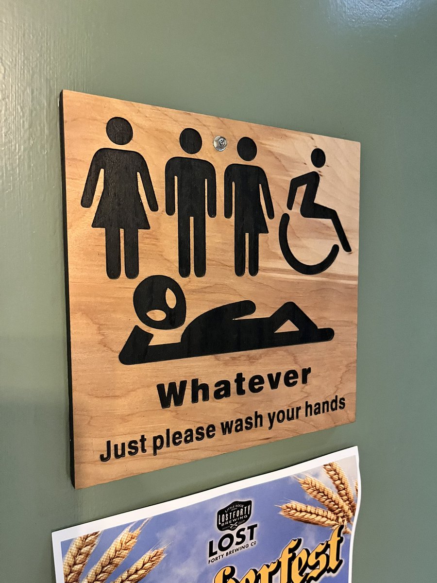 RiginalBigSlice's tweet photo. Bathroom sign at this restaurant … So many questions. 

First, wtf is the one second from the right? Total gender confusion. 

Also, who lies down on the floor of a fucking restaurant bathroom?? Gross. 

And why is it an alien? https://t.co/fF9h0pDX0j