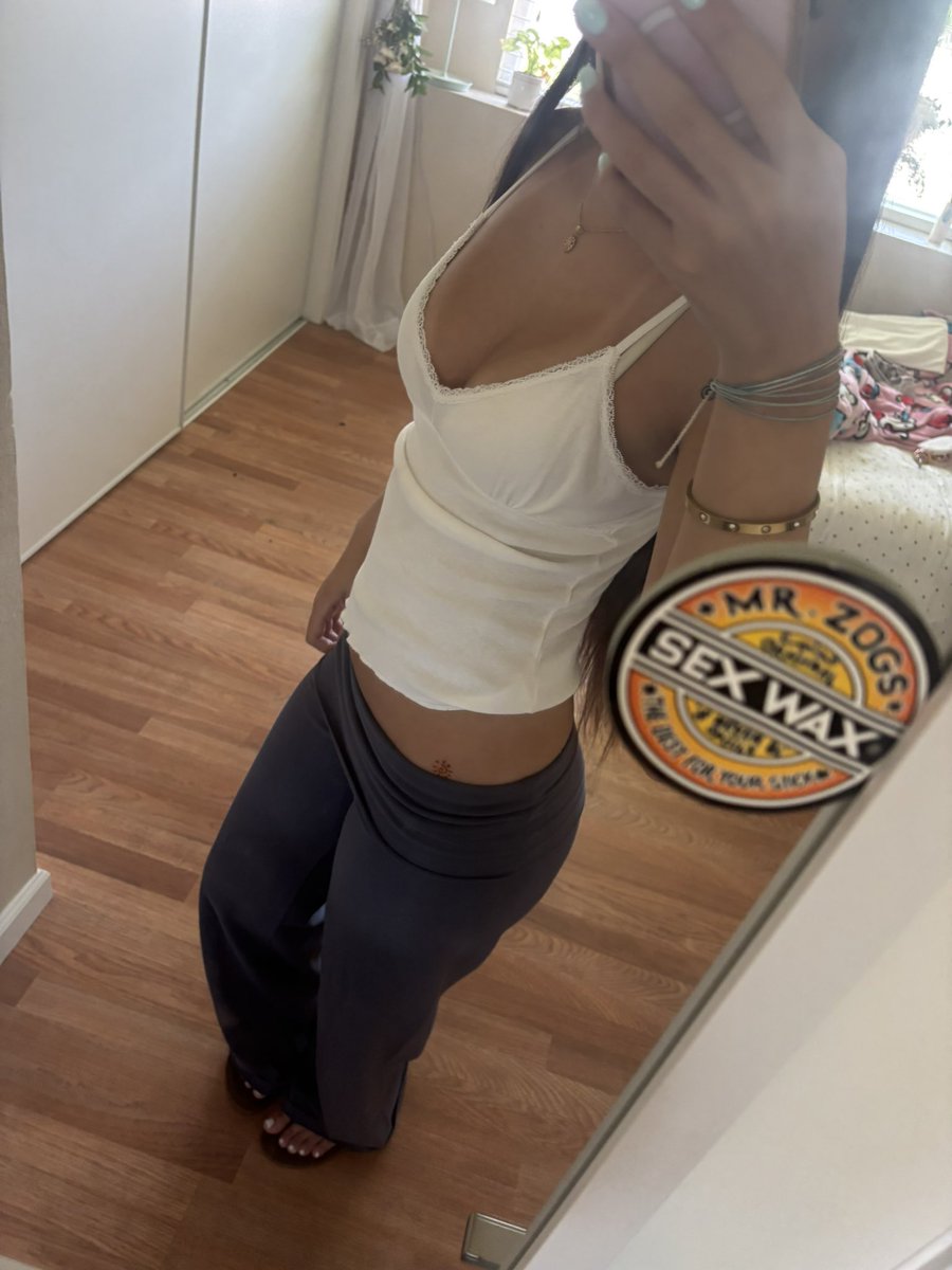 _pinkaroni's tweet photo. #nsfwtwtًً #teen #la https://t.co/JS1EaCxzQH