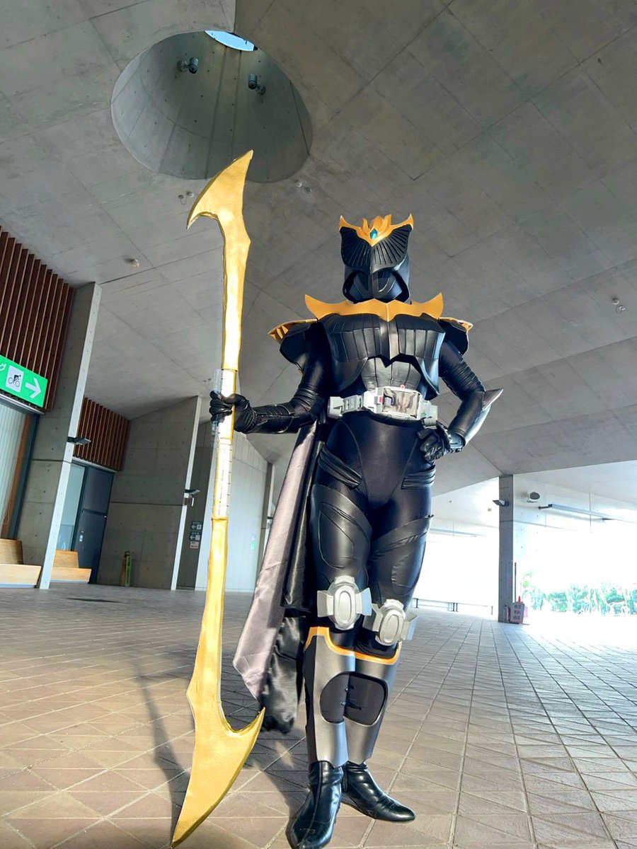 0213hano's tweet photo. 【仮面ライダーアインズ】
🦢仮面ライダーファタル🦢

ウイングスラッシャー🗡️@oootatoba12 
📷@oootatoba12 
#cosplay #まにコス #もりコス https://t.co/cM6tgcI20B