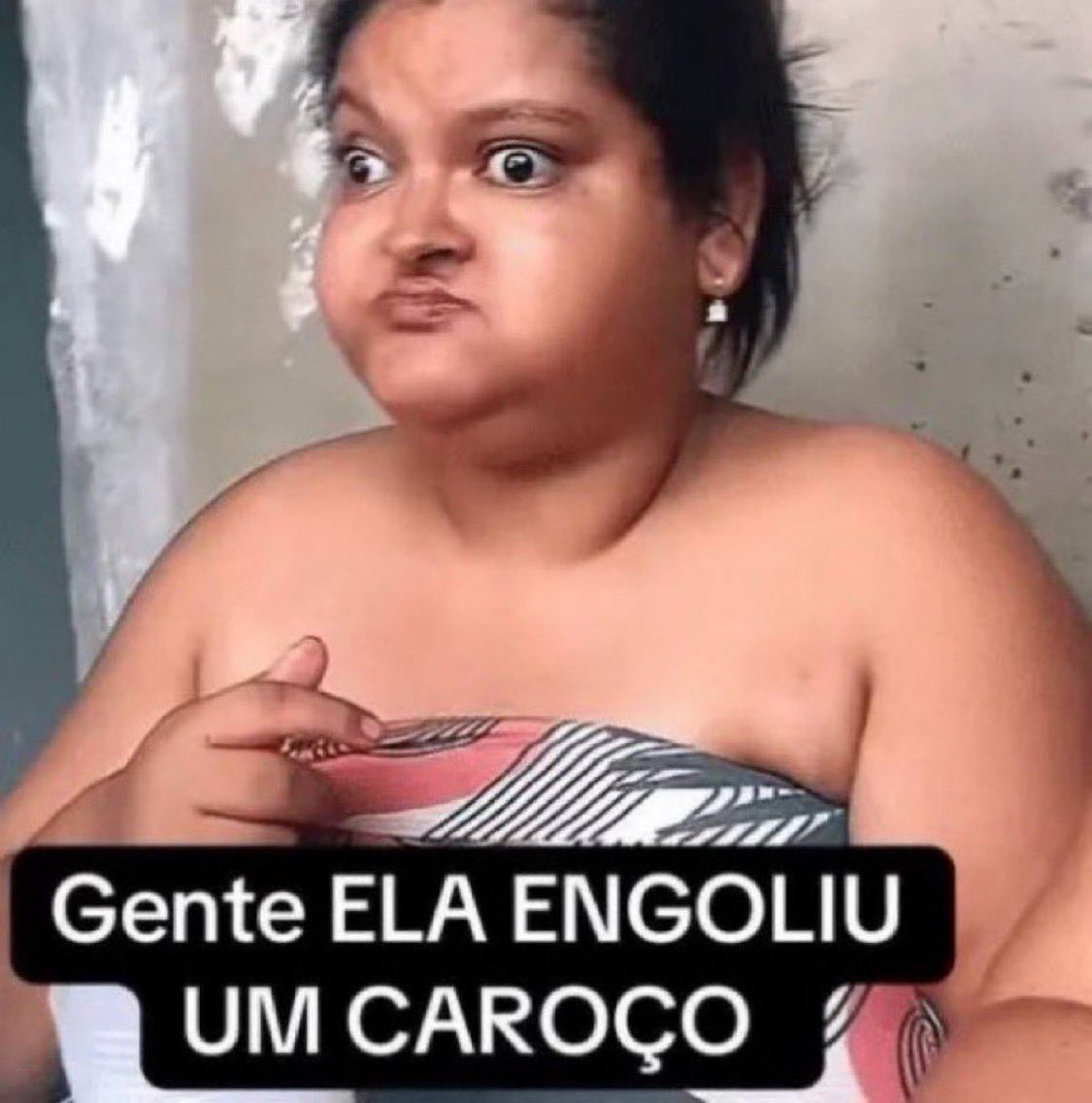 watariroukahash's tweet photo. @ryrynmorango KKKKKKK SOCORRO https://t.co/4GtaMLC0aF