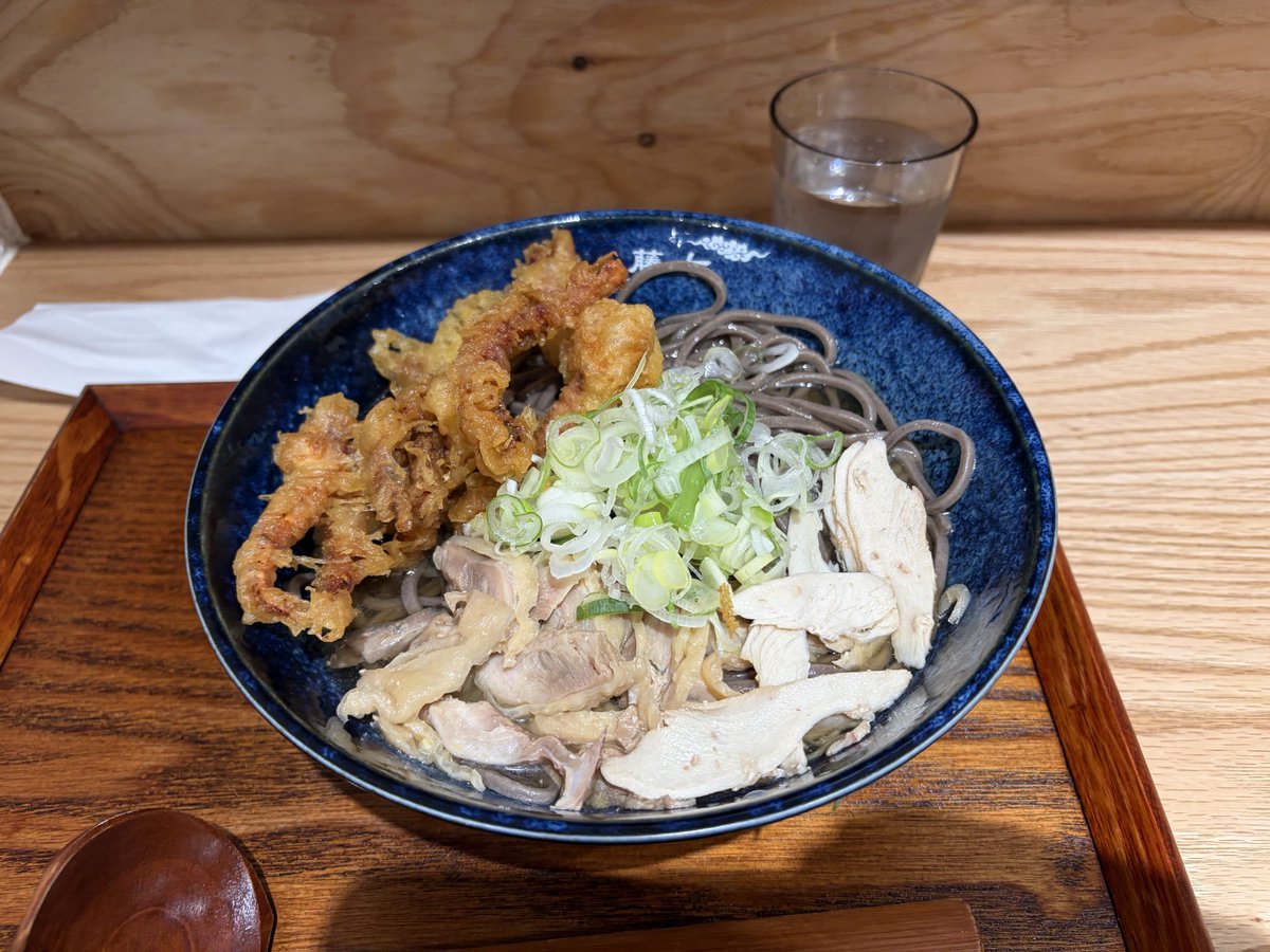sauner_naniwa's tweet photo. かるまる池袋　

アウフ：20時
岩：3
ケロ：2

夜朝、あわせて6セット♨️
今週もお世話になります。

20時はジュディさん、かるまるはそこまで混雑していないのに、満席！
さすがです(^^)

昨日のランチは、冷そば

＃かるまる池袋
＃肉そば藤七半蔵門店 https://t.co/vUeydM04Us