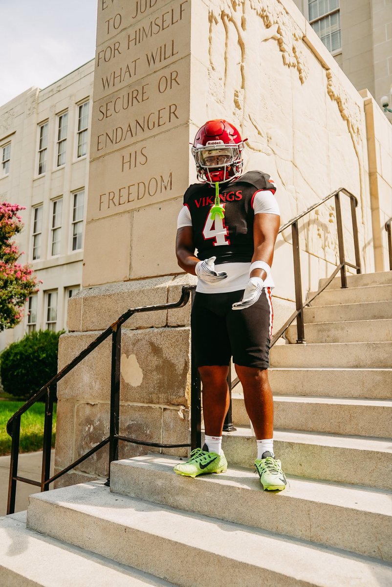kadinero's tweet photo. Go time #year4 https://t.co/dwGrcvvyKq