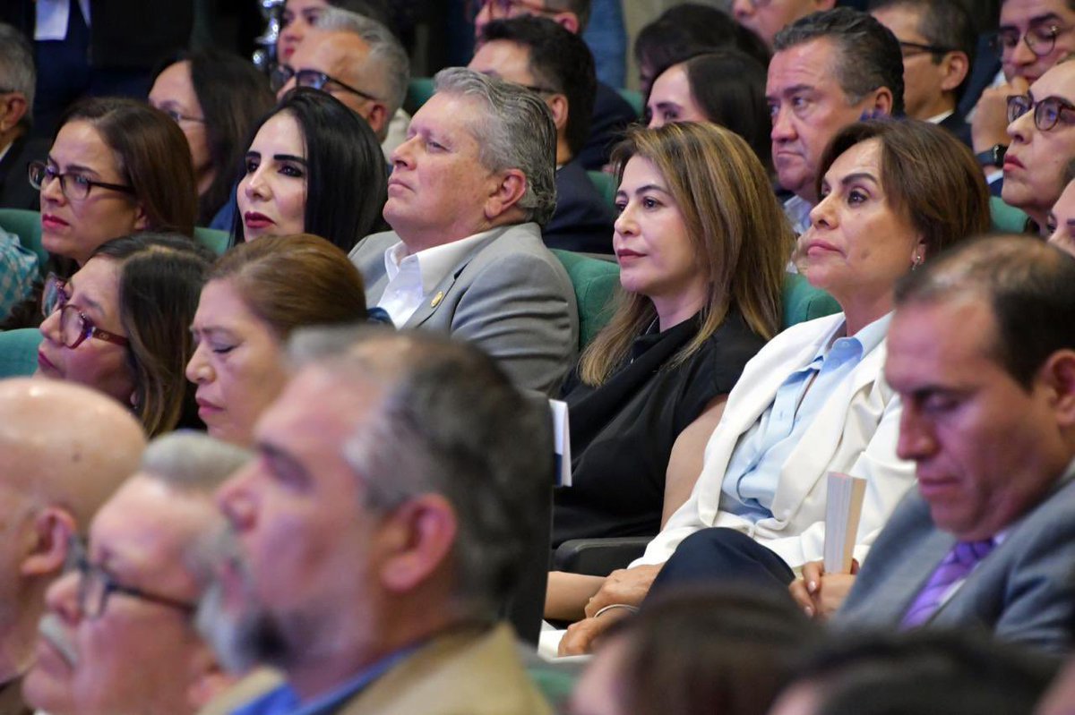 PRODHEG's tweet photo. La Procuradora de los DDHH, Karla Alcaraz Olvera, acompañó la presentación del informe de la Rectora de la Universidad de Guanajuato, Susana Gómez López, un espacio para reconocer los avances y el trabajo realizado por esta institución en favor de su comunidad universitaria. https://t.co/9FgoXAaXUp