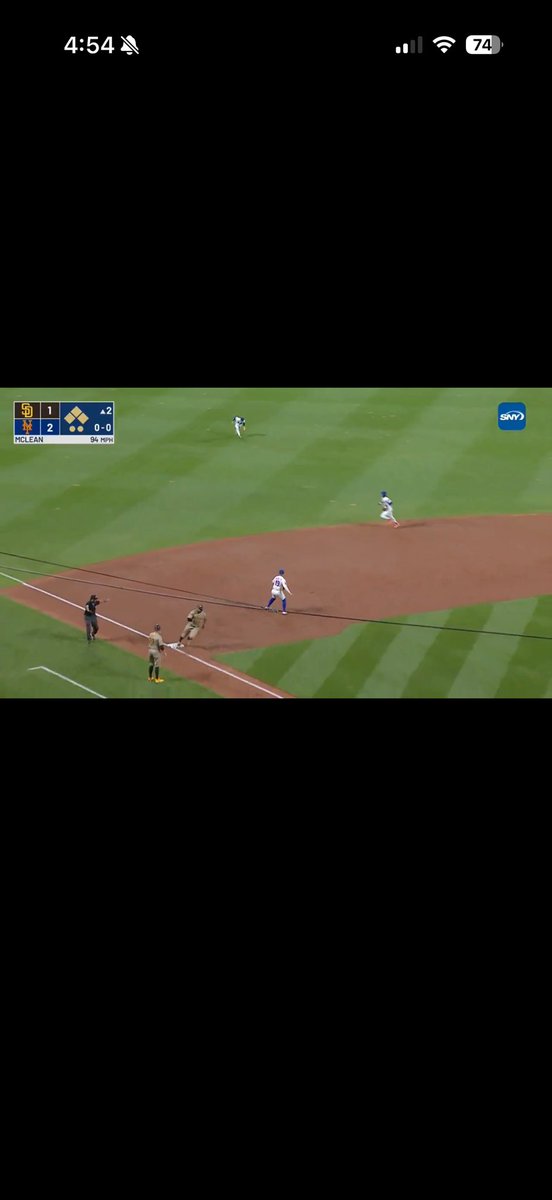 aaron_clanton14's tweet photo. Don’t know that anyone on the Padres scores from here but I can guarantee you that Xander is definitely not on the list. Love getting thrown out 3 times in 2 innings 👍🏼 https://t.co/SKeTSxU6WL