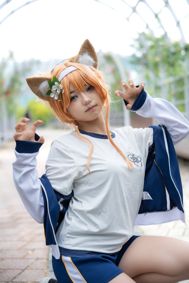 cream091126's tweet photo. 출근한지 얼마안돼서 그런가 무본데 이뻐서 걍 올려야징😋

#cosplay #BlueArchive #mari #체마리 https://t.co/ah2o9uVkr3