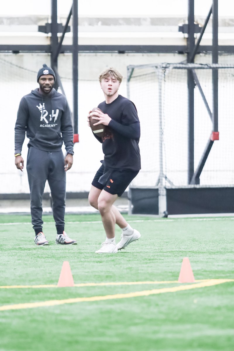 EdOBrienCFB's tweet photo. QB's I was able to check out during the off-season: Part 1
Blake Caccamo https://t.co/XnNYy2iCgE @caccamo_blake 
 Brayden Love https://t.co/szK3EADLkG @BraydenLove2 
Cole Bisker https://t.co/4flrREh0rF @ColeBisker4YT 
Deacon Skogen https://t.co/eilZlEWpQq @DeaconSkogen 
Roman Rusek https://t.co/iD13CmTNHX @roman_russek 
Jack Garrett https://t.co/Hv433NEtgg  @jack_garrett18 
Jackson Lecky https://t.co/sjLTGuYWnY  
Martin Koppelman - https://t.co/Auz9MvnCRv @martinjames2027 
Nate Kropkowski https://t.co/Vvfp88OH1M @NateKropkowski 

@AllStatePreps