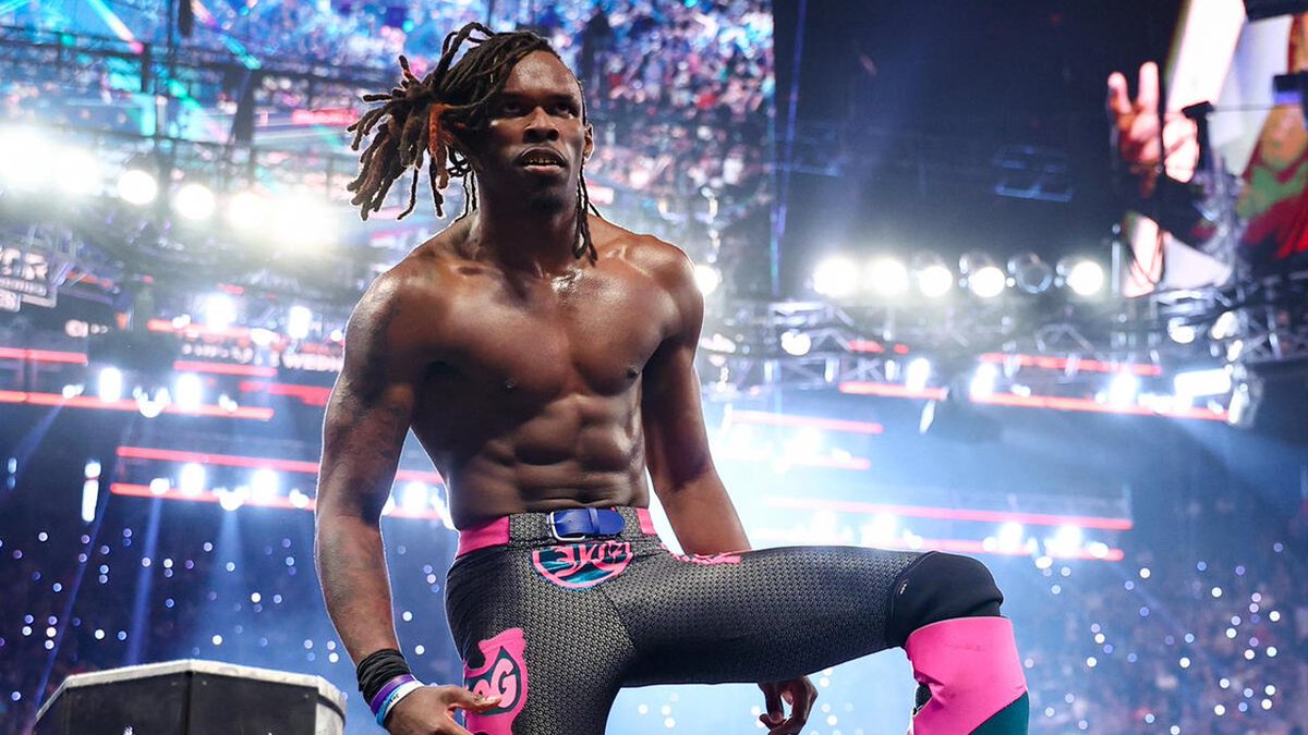 WrestleCourt's tweet photo. This kid is special. (protect him at all cost) https://t.co/H9Z7T1auNk