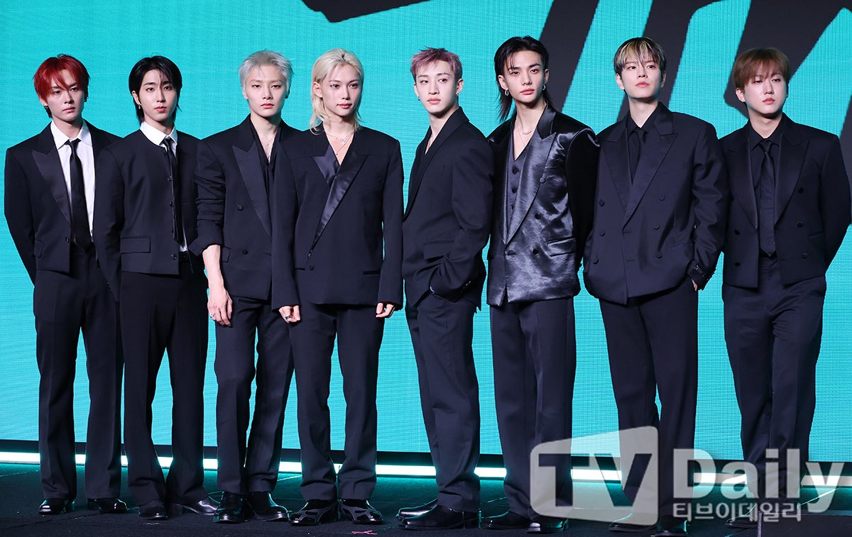 SEUNGM1NE's tweet photo. #StrayKids at This &amp; That press conference 🫶 https://t.co/FvX2z1Yjk7