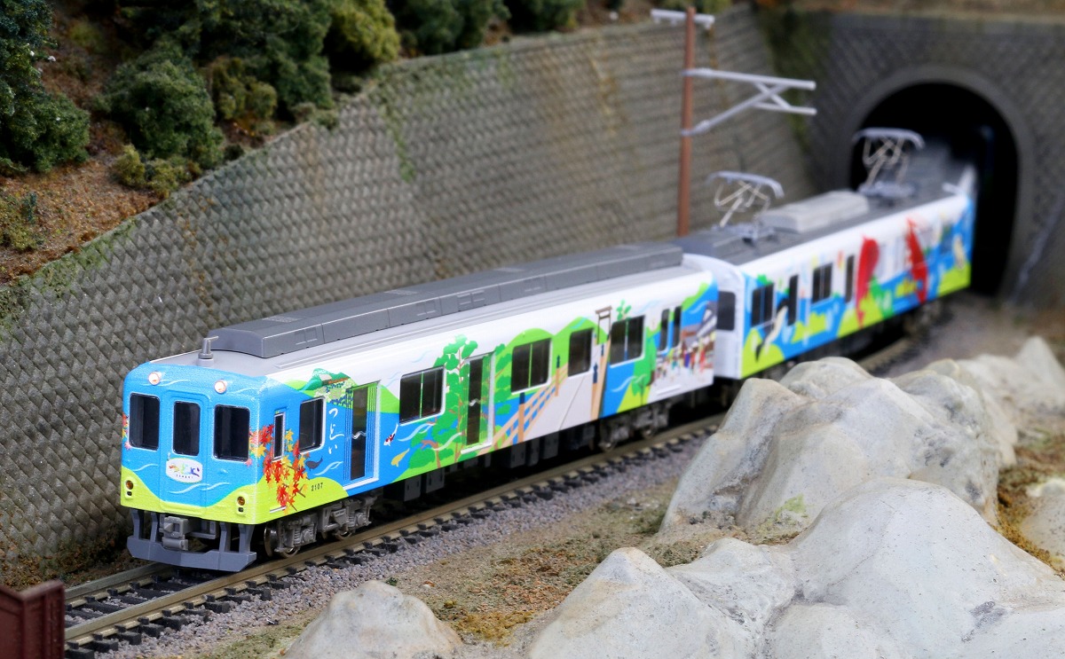 27年1月発売予定の『＃近鉄2013系 観光列車「つどい」登場時』のご案内