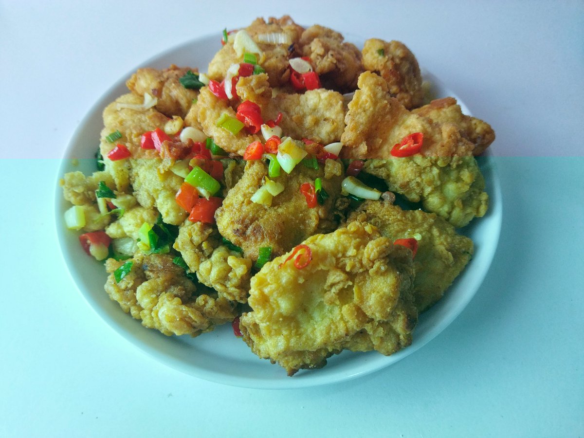 BlogDapurCinta's tweet photo. Dori fillet selain dimasak sup, steak atau fish and chips, bisa dicoba dimasak seperti ini yaitu Dori Cabe Garam. Simpel bumbunya dan pastinya ngabisin nasi nih. Boleh dicoba resep simpel ini, Dori Cabe Garam ini gampang banget membuatnya..https://t.co/NnXWRG4rNR https://t.co/0sMSfSb7DE