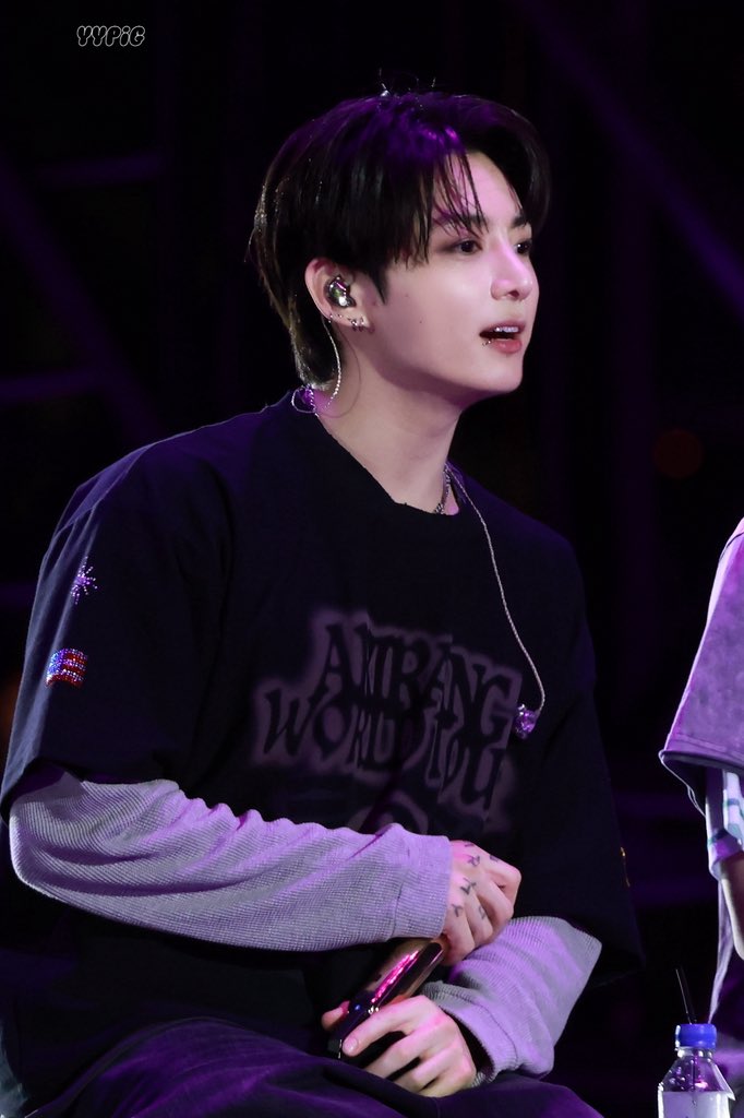 YYPIG97's tweet photo. 260805  FOXBOROUGH

 #정국 #JUNGKOOK 
#BTS
#BTS_WORLDTOUR_ARIRANG_FOXBOROUGH https://t.co/E9lBHmGi35