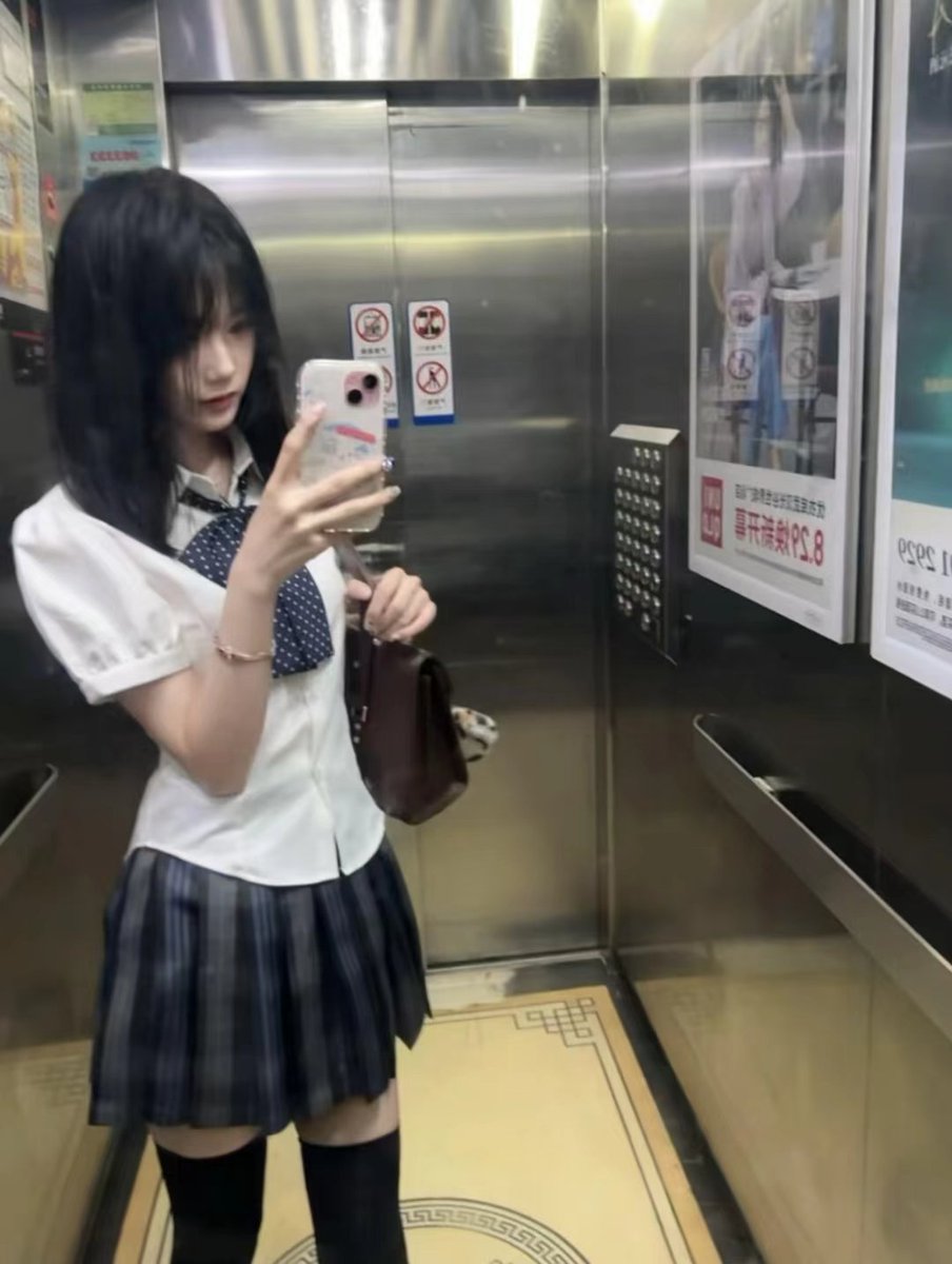 jzhtea's tweet photo. 19岁，暑假工，兼职短期，真学生，手慢无， #苏州 #学生妹 #约会 https://t.co/UnFyBVcO3F