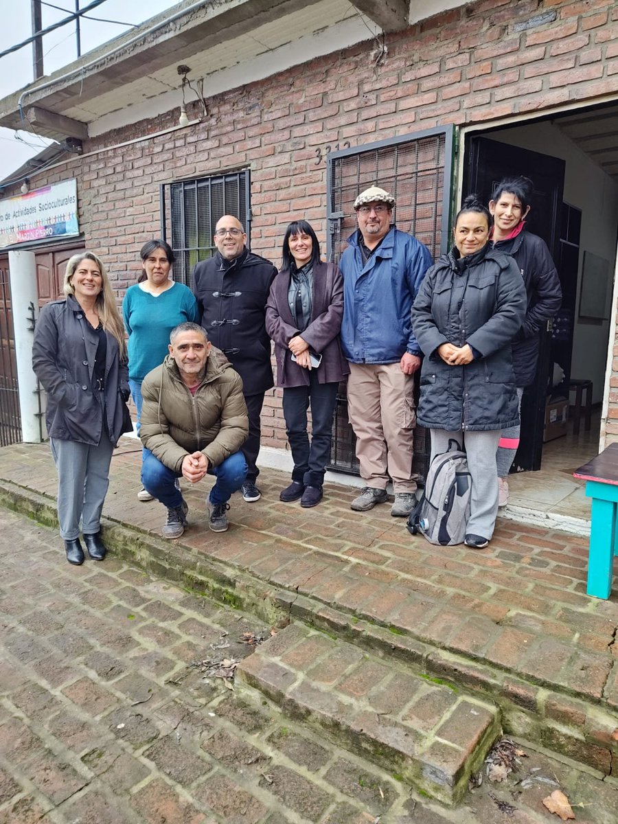AgrupacionMF's tweet photo. Desde la Agrupación Martín Fierro acompañamos una nueva jornada territorial junto a Micaela Fragasso, Leandro Bayón (ANSES), Cintia Huergo (Migraciones), el Dr. Mauro Mirco, Ariel Gavilán, Ricardo Cardelino y los referentes Miguel Raúl Adam, Nahuel Maduenio.
 #LaLibertadAvanza https://t.co/vTptqsZ4ME