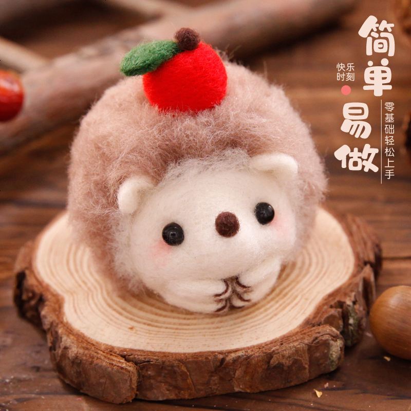 yousjjj's tweet photo. 周末解锁软乎乎羊毛毡小刺猬，戳来戳去超解压，成品圆滚滚太治愈啦！ https://t.co/nC9CpuFBf2