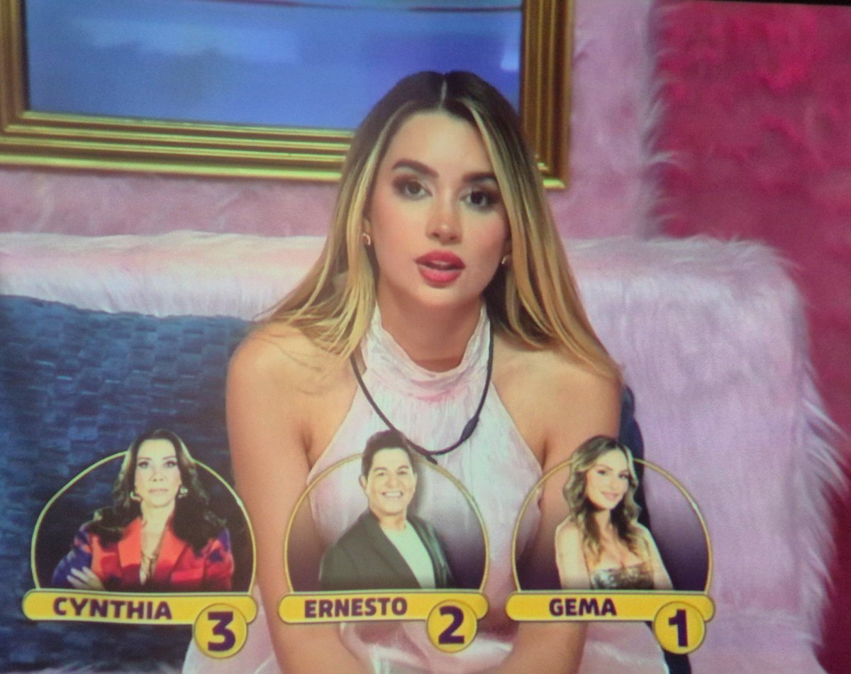 FabianLavalle's tweet photo. Qué no se note el complot del grupito de Yanet, han nominado a los mismos: Ernesto, Cynthia y Gema, solo en diferente orden como se pusieron de acuerdo antes

#LaCasaDeLosFamososMéxico 
#LaCasaDeLosFamososMx https://t.co/QANIf7YAo3