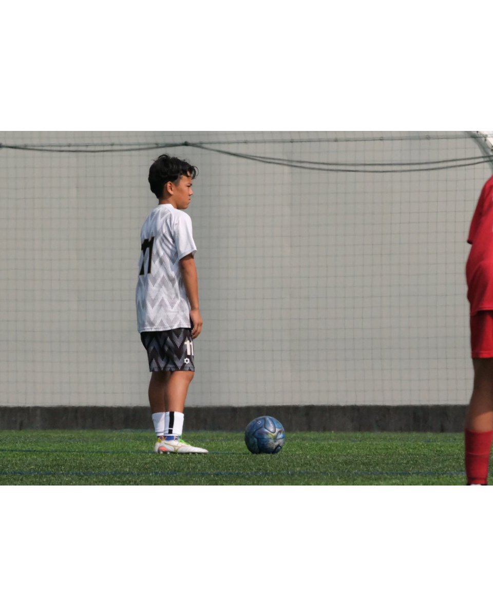 SFIDAs's tweet photo. 【TOBIGERI ONE 2026】
U-12 Day1の様子をお届けします⚽

SFIDAを纏う全チームが熱い戦いを繰り広げていました。
これからも全力で応援しています！

#SFIDA #スフィーダ #SOCCER #挑戦は勝敗を超える #リバティーFC #ボルト東山 #NARATESORA https://t.co/aFucKAJ3CG