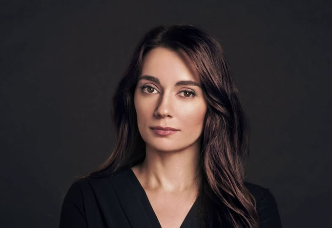 AdamGirard1990's tweet photo. En France, on peut être fiché S, multirécidiviste, et rester tranquille. Mais Xenia Fedorova, qui prône la paix, doit fuir.
La liberté d'expression ? Un mythe. La paix ? Un délit.
Macron préfère les guerres aux idées. Honte à cette hypocrisie. ⚡️🇫🇷 https://t.co/ckmTGYfqpt