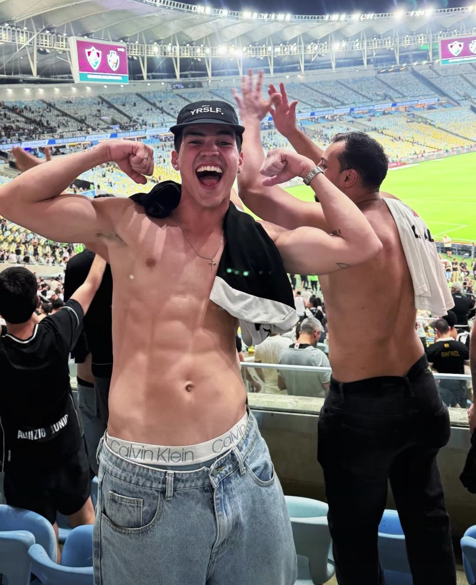 meninosXmeninos's tweet photo. 🤤🥴 https://t.co/NCohdHnV9V