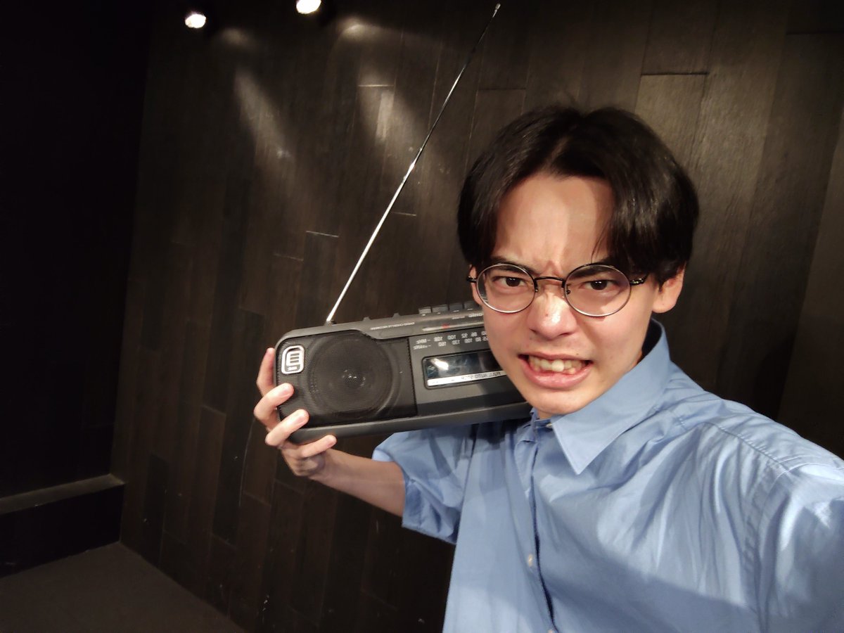 ItouSir's tweet photo. #生活大全集 
小屋入りしています https://t.co/tJTwU8cMmV