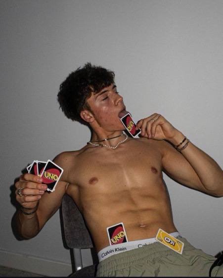 Allmightpro12's tweet photo. Apolo👀👀🥵🥵 más en el grupo de telegram: https://t.co/DXX45Xriry
#famosohot #chudai https://t.co/s7bifk5sF7