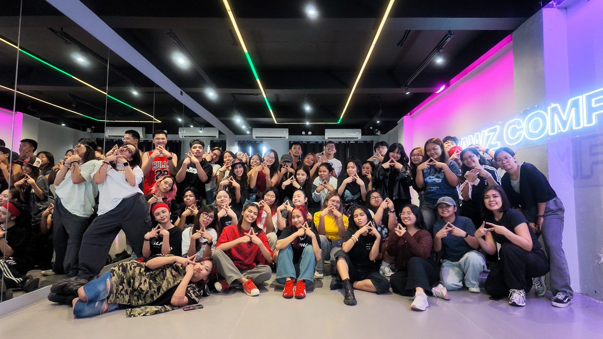 alphaphteam's tweet photo. 👯‍♀️ DANCE CLASS WITH ALPHA • #ATEEZ_BAD 👯

Hey everyone! JULY stands as our biggest dance class series so far! Thanks to everyone who joined us this month at the Bawz Complex! 🙌 We hope to see you again! 🫶🏻 

Stay tuned to our next class announcement!
#alphaph https://t.co/X67OrkoEoj