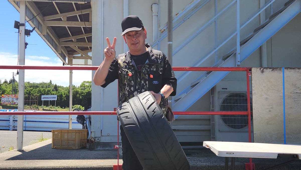 mihamacircuit's tweet photo. 本日は8/6なので毎年恒例の86フェスティバルです🎇

今年もたくさんのエントリー🛞ご協賛ありがとうございます👏😭
おかげさまで走行もじゃんけん大会も盛り上がり、会場もとても心地良い雰囲気が作られました👯

来年もよろしくお願いします！✨✨

 #86フェス https://t.co/QtuvKCysTE