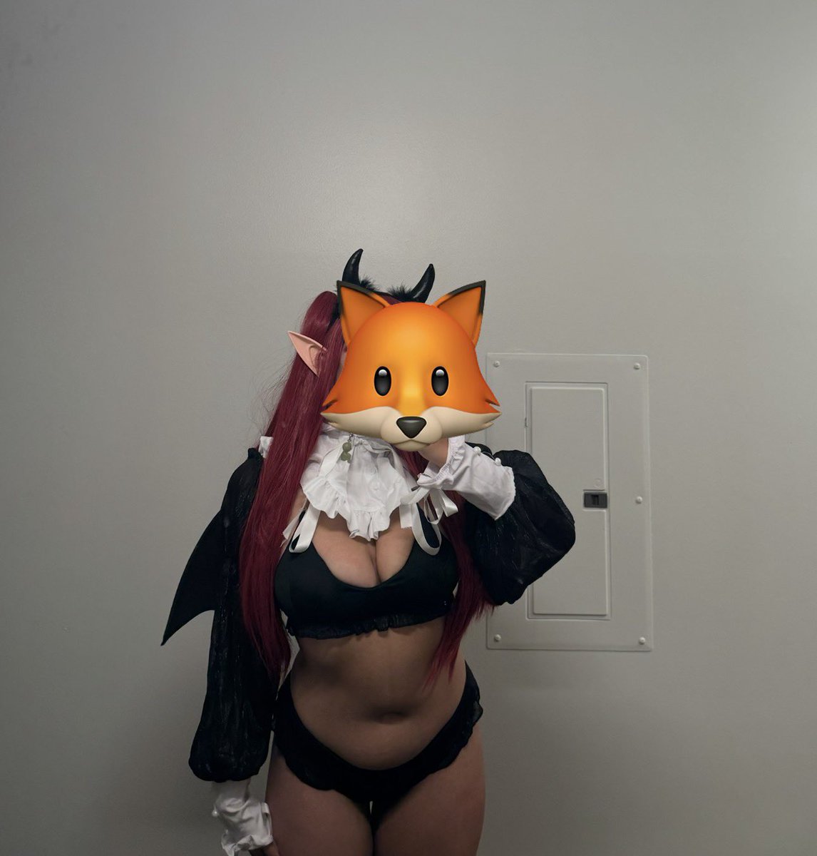 teemofan69's tweet photo. curvy marin as liz cosplay 😈❤️ #mydressupdarling https://t.co/SMJJeY2HSd