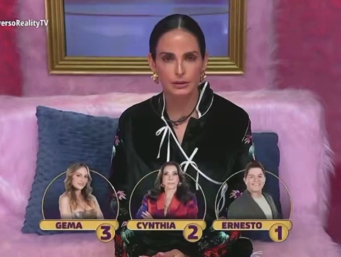 FabianLavalle's tweet photo. Se concreta el complot del grupo de Yanet, Brianda y Ximena, votaron igual, cómo se habían puesto de acuerdo hasta en plena gala 
#LaCasaDeLosFamososMx
#LaCasaDeLosFamososMéxico https://t.co/thK735Yp2R