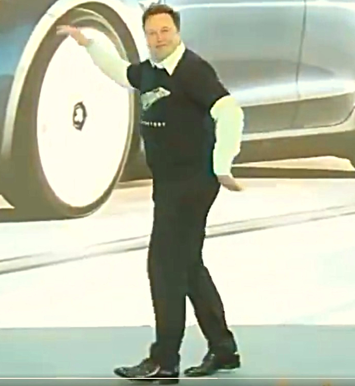 kanakis_chris's tweet photo. @sarrah_bellus I just want to note that at the 20 second mark he was doing the "walk like an egyptian" dance from the 80s https://t.co/WUwS6QcptU