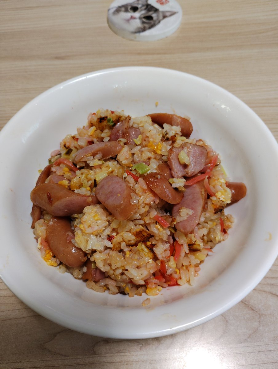 android19993's tweet photo. マレ飲みで食った紅ショウガ炒飯がうまかったからたまぁに有り合わせであればつくっている https://t.co/SiagXvX5NU