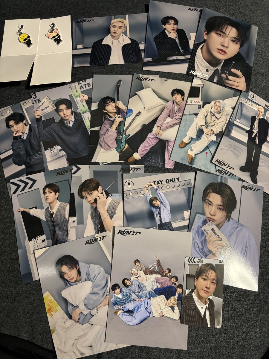 haiknowyu's tweet photo. some of stray kids trading cards from run it japan merch!! https://t.co/j1nwO2PMhA