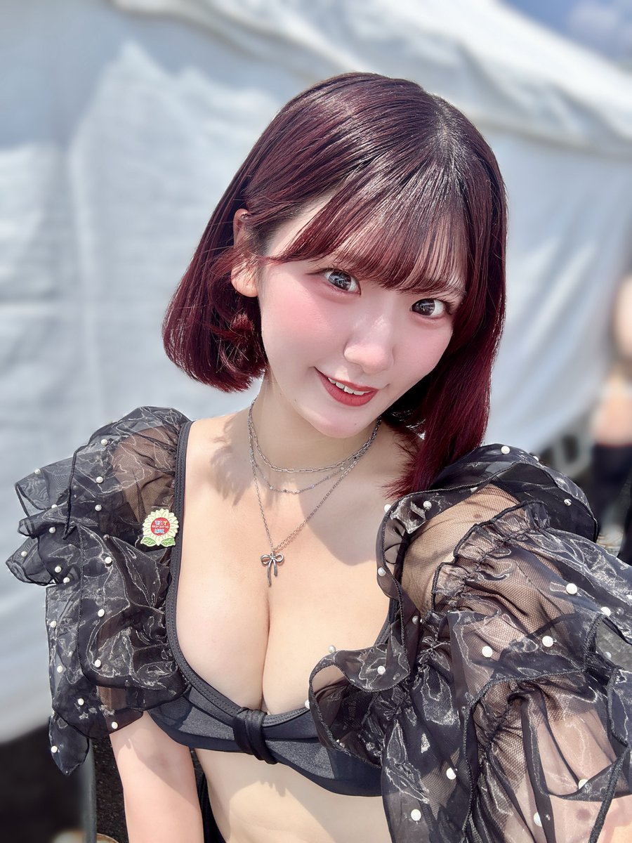 momoka_nrs's tweet photo. ＼週プレ賞参加中🏆／

無料投票で応援できます！！
今日も投票よろしくお願いします🗳️

こちらから↓
https://t.co/9W34gt89NJ

起きたら400♡超えててびっくり😳みんなすごい！！＋999目指して頑張る🔥

投票報告にリプ返してます💌

#TGIF2026 https://t.co/QQ2sIV3XMR