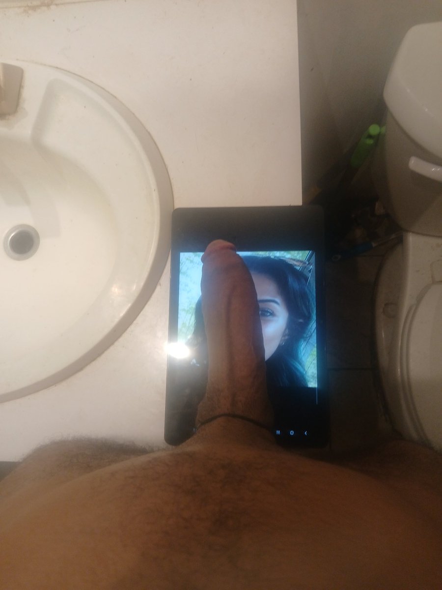 imperialsu38238's tweet photo. @DesWifePrincess Fuck I love Stroking My Big Cock To That Sexxi paki desi Face Mami Deep my Big Cock throat like a Good little Slut Mami 😈😘🍆🇵🇰❤️🔥 https://t.co/eqshvlFSUc