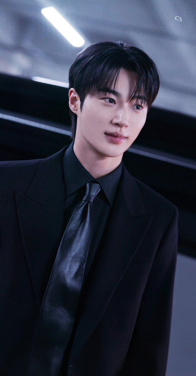 gracechoonsam's tweet photo. 핸드폰 배경화면

SIZE: 1180 x 2260

*청룡시리즈어워즈

#변우석
#byeonwooseok
#wooseok
#변우석배경화면
#핸드폰배경화면

*사진 출처:변우석 인스타그램 https://t.co/q48ijkUExu