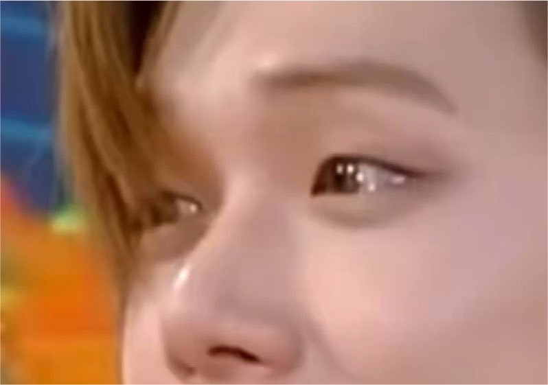 yeonjungoat's tweet photo. guys he was indeed holding back tears 💔💔💔💔💔💔💔 my heart cant take this pls i want him to be the happiest and make all of his dreams come true :( https://t.co/x3JPdyWROu