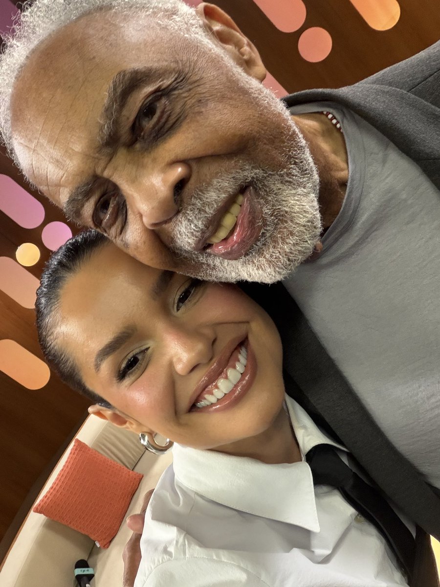 juliette's tweet photo. Meu amor no Saia ❤️ https://t.co/sdidCbsVzF