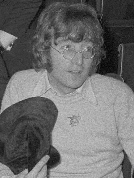 ceofjohnlennon's tweet photo. John Lennon at the Beach Boys concert for UNICEF in Paris, December 16, 1967. https://t.co/Nje3KCHUGz