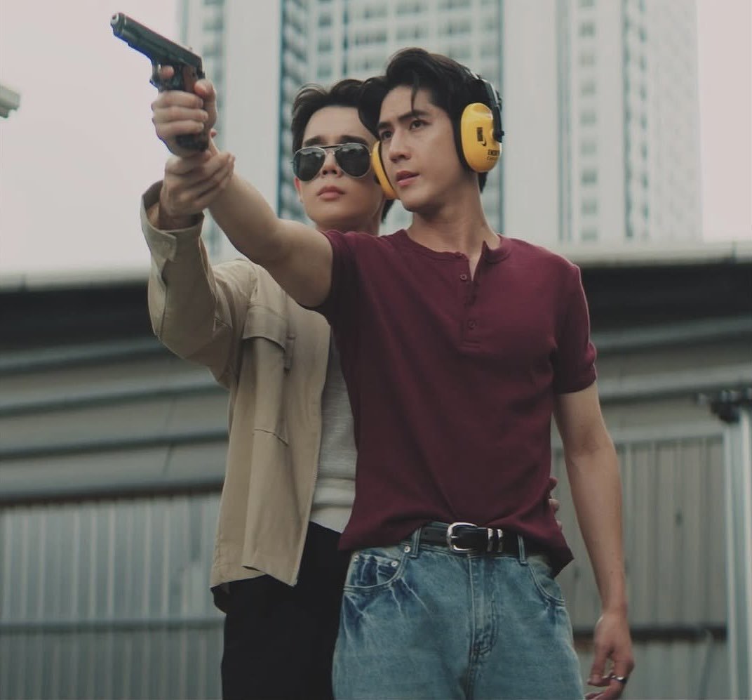 ChuXr32002's tweet photo. สิ่งที่คนทั่วไปเห็น               สิ่งที่สาววายเห็น 🤭🤪

#IWillAlwaysSaveYou 
#jimmysea https://t.co/jTOdeiTFgz