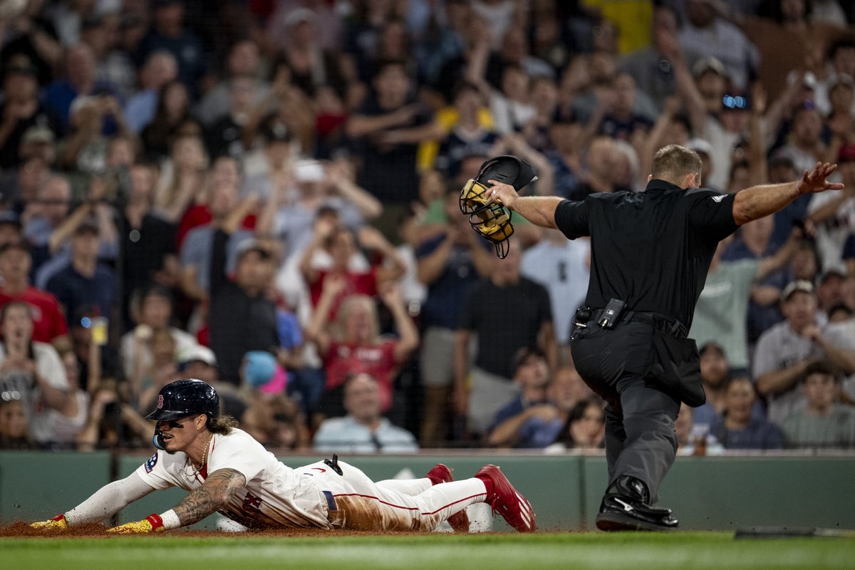 RedSox's tweet photo. JD is speed. https://t.co/eZqvM6lxDs