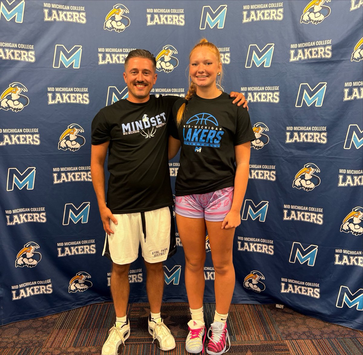 RhileyBursley's tweet photo. Thank you @MidMichWbb , Coach Smith, Coach Mayfield, @Todd_lakee , &amp; Coach Larkins for a great elite camp tonight. Was great to learn from each of you and about the program! https://t.co/jvck5hVRXc