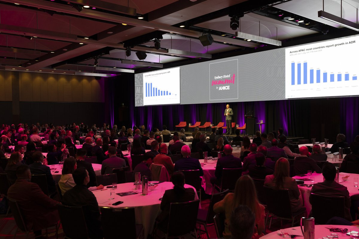 hmmag's tweet photo. Despite geopolitical instability, global demand has remained “remarkably resilient”, with Sydney’s hotel sector positioned as one of the standout performers, according to STR’s Paul Hammond.

Read more: https://t.co/IaZ0asgcqf

#sydneyhotels #hoteldevelopment #hotelgrowth https://t.co/XEa1DPD66s