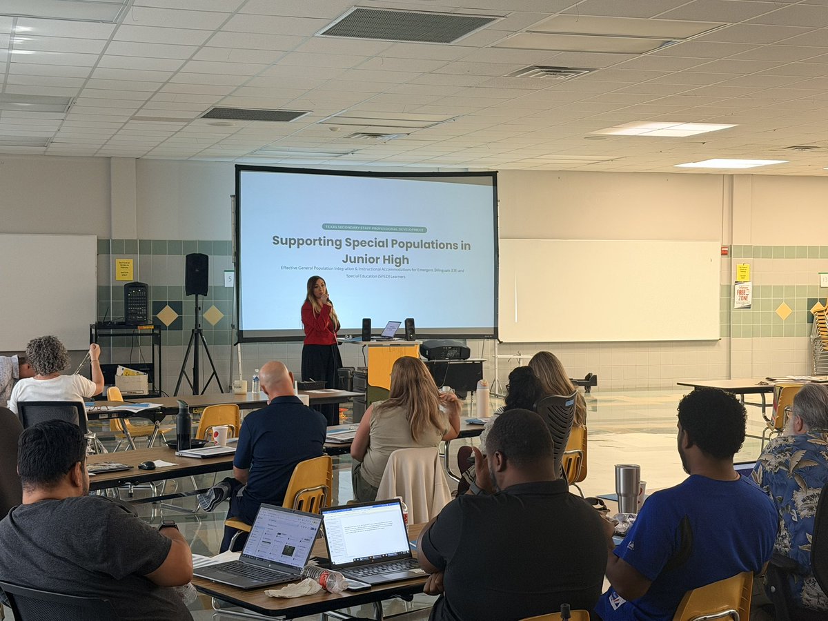 sburtrisd's tweet photo. North JH is all in! 💙

Staff spent the day learning about the 45-minute lesson framework with their incredible Instructional Coach before diving into strategies for supporting special populations. Always great to visit with the one and only Pedro Lopez! 📚👏 #DreamOn #NorthJH https://t.co/TvcGIF1gDk