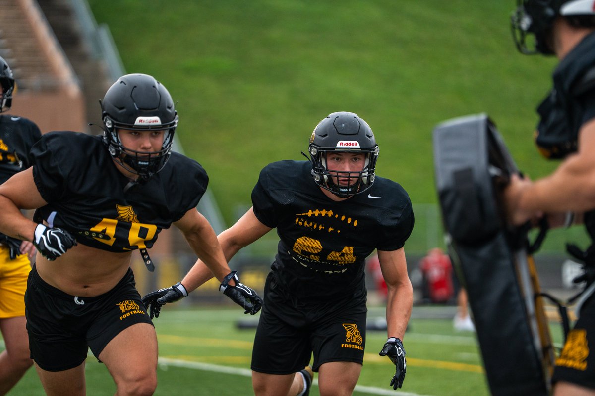 MWSUGriffons's tweet photo. First day of pads, rain or shine 🌧️

#BlackisGold https://t.co/LU3PyHWgXM