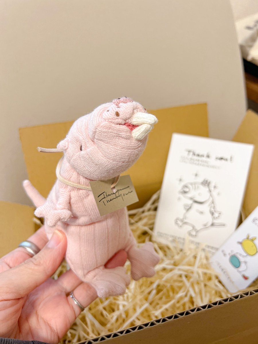 guu2tara2's tweet photo. 旅立つ前のやたらと笑顔な写真🤭

#ハダカデバネズミ https://t.co/CsZ9TlZn0d