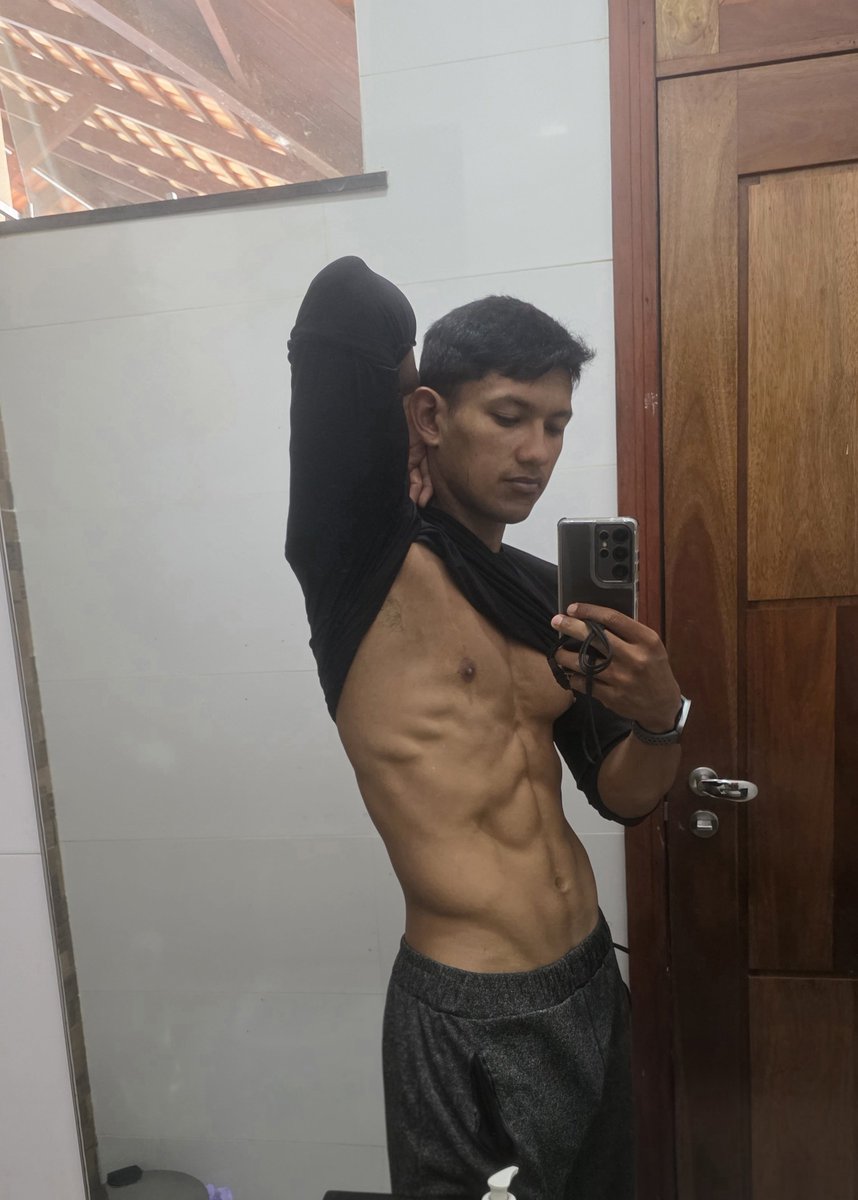 _felipeolive96's tweet photo. To gostando desse resultado  🖤 https://t.co/5jTHDVo80U