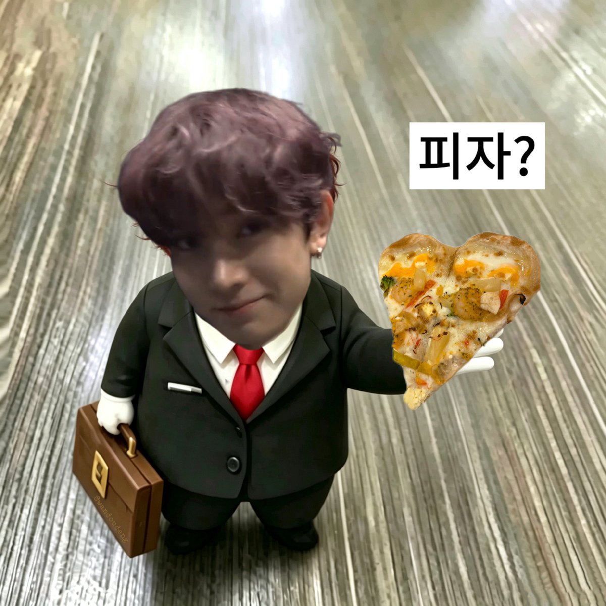 forenhee's tweet photo. ditawarin tuh sm si dd, pada mau pizza ap ramyeon https://t.co/3XbOEWpWm8