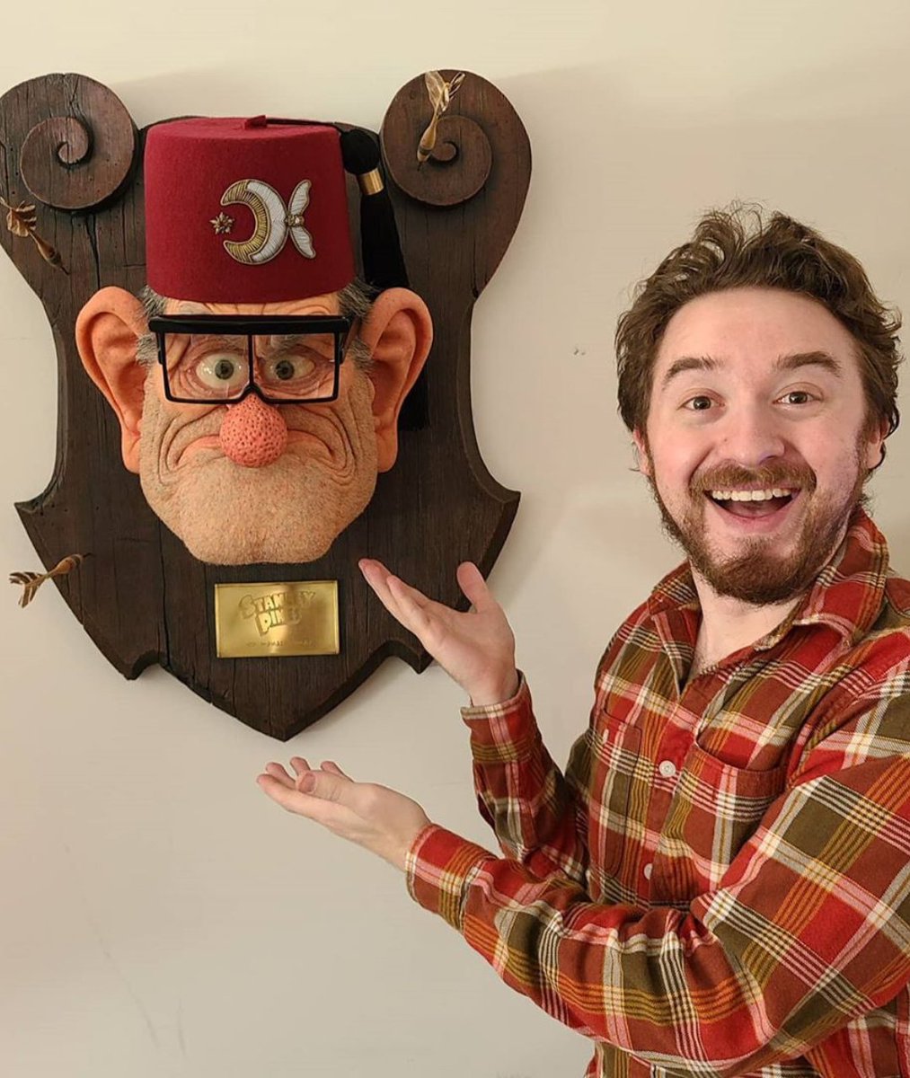 TheCartoonBase's tweet photo. ‘The Art of Gravity Falls’ exhibit by Gallery Nucleus will feature a scale model of the city of Gravity Falls.

The city model will be done by Kreature Kid, who made the hyper realistic Grunkle Stan. https://t.co/r0VLL9bKGH