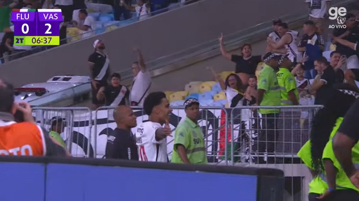 CentralDoBrega's tweet photo. GOL DO VASCO!!!!!!!!!!!!!!!!!!!!!!

BRENNER, ELE DE NOVO

2 GOLS DE BRENNER!

VASCO 2 X 0 FLUMINENSE!!!!!!!!!!!!!!!!!!! https://t.co/a9IaRjgDgB